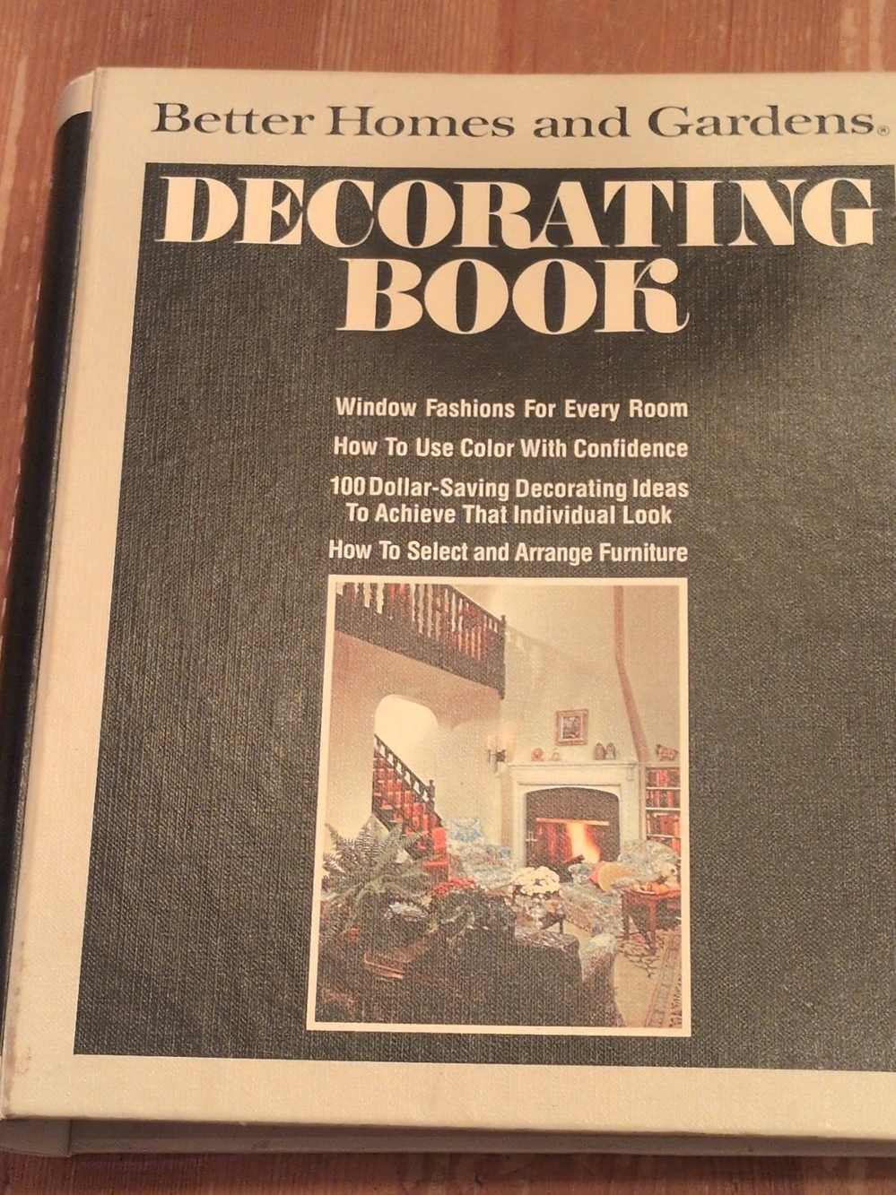 VTG Better Homes and Gardens Black Decorating Book